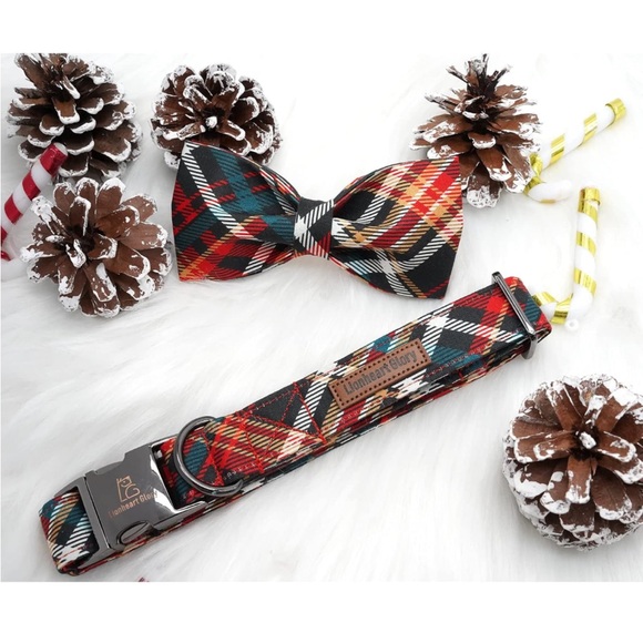 Lionheart Christmas Dog Collar & Bowtie - Picture 5 of 12